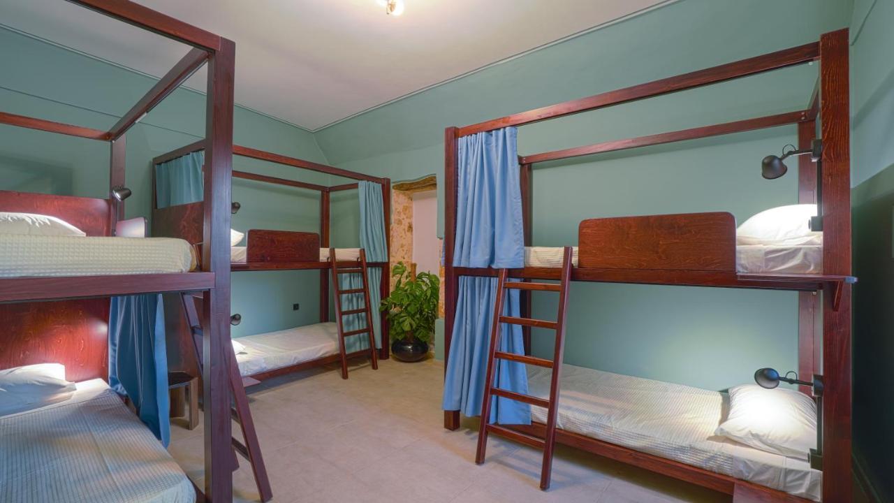 Youth Of Dope Supreme Hostel Khordhakion Ngoại thất bức ảnh